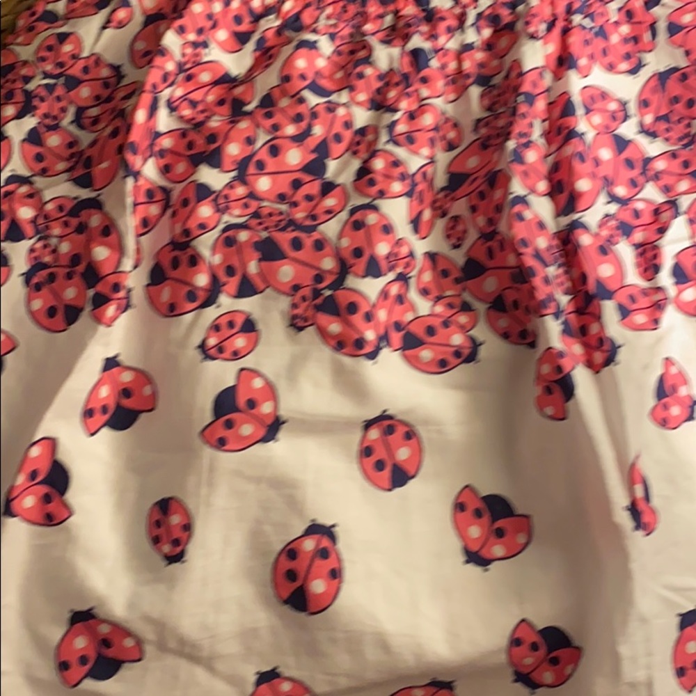 Short skirt